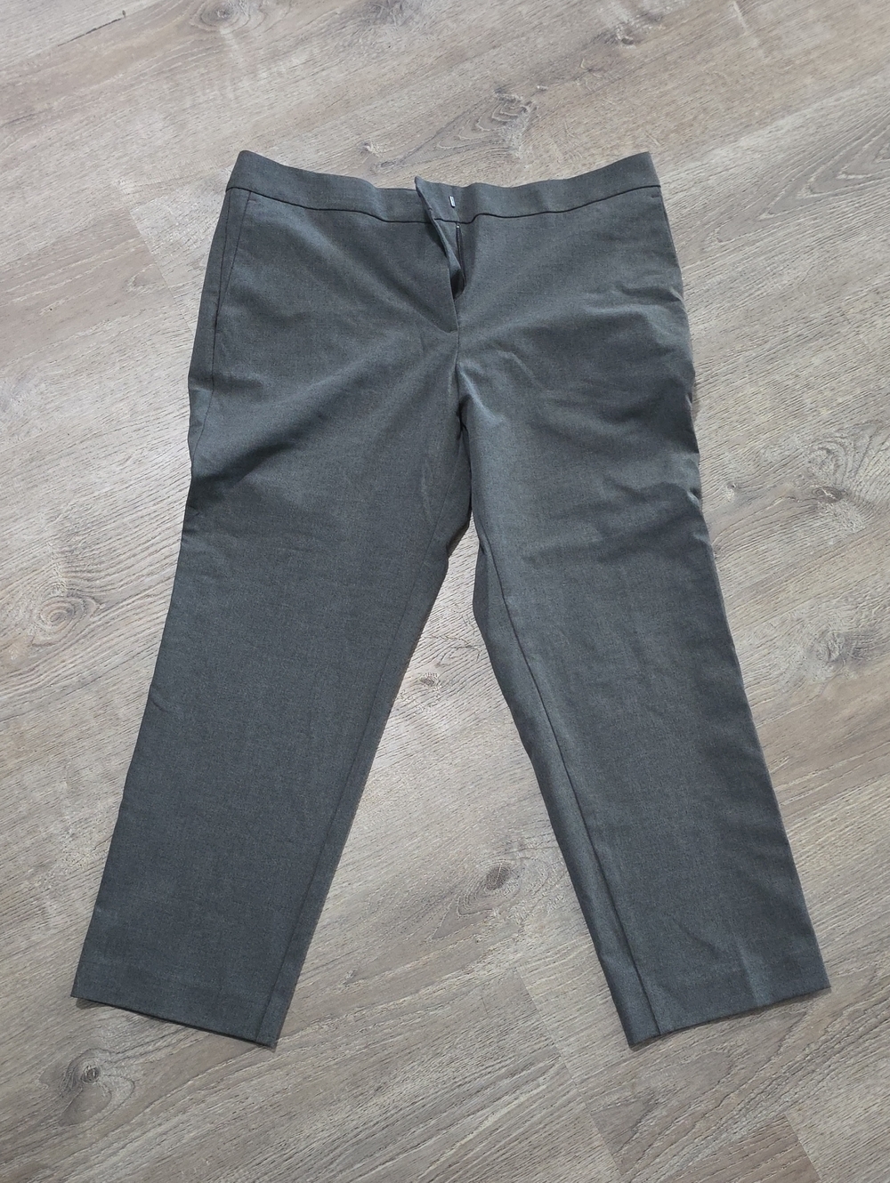 Ann Taylor Charcoal Straight-Leg Dress Pants
